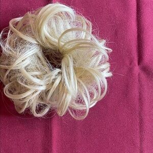 scunci Blonde Hair Donut Scrunchie